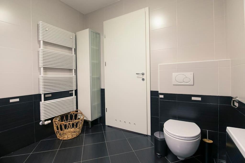 The Elegant Retreat *